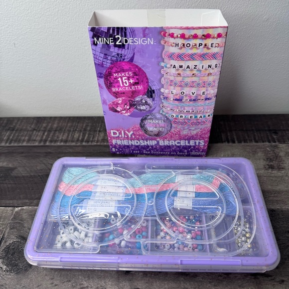 Mine 2 Design D.I.Y. Friendship Bracelet Making Kit - Picture 5 of 12